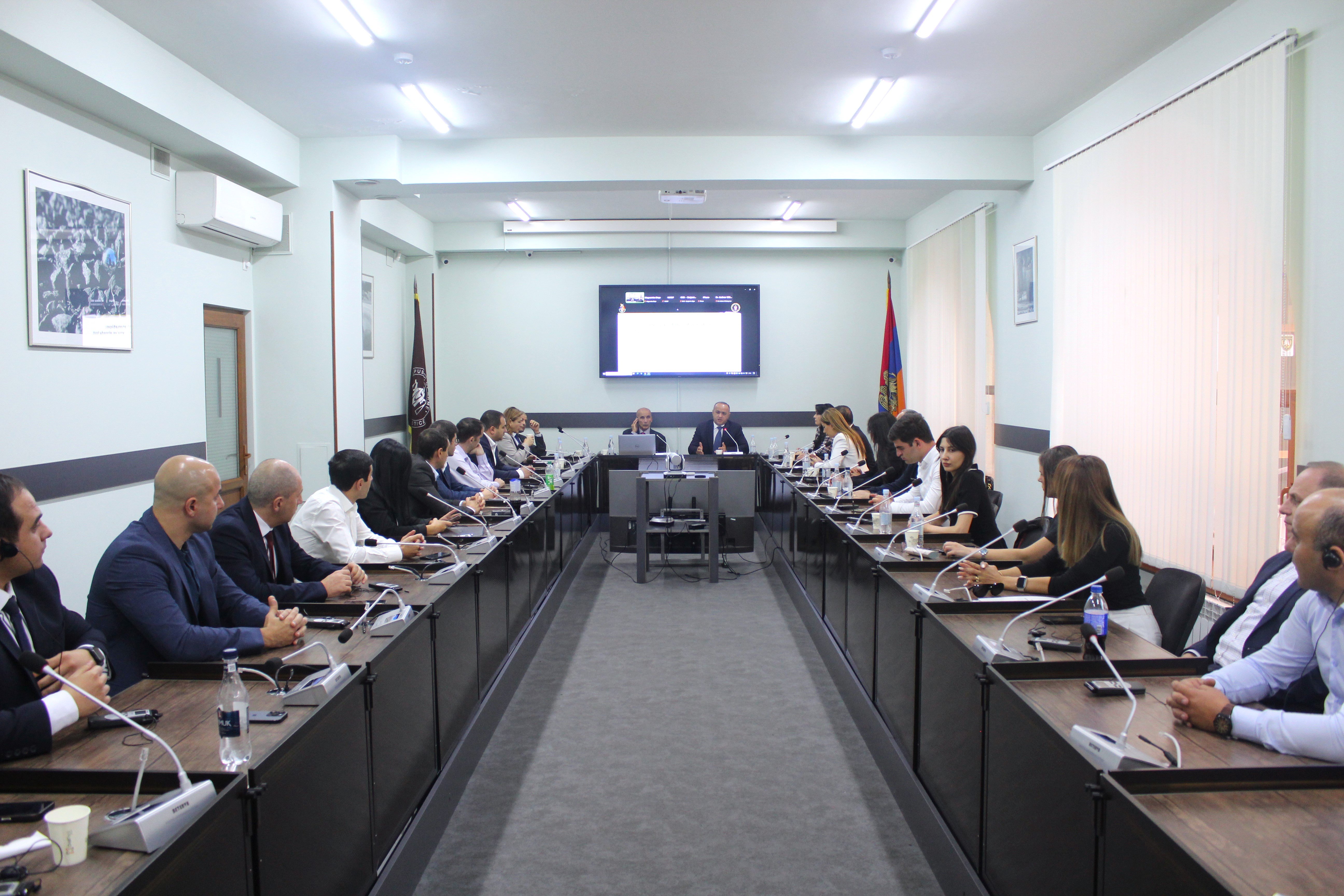 Seminar for Investigators of the RA Investigative Committee by Researcher-Experts of U.S. Center for Strategic Studies (NESA) (photos)